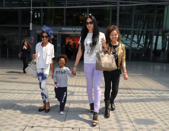 Ming Lee, Aoki Lee & Kenzo hit London with mom Kimora Lee