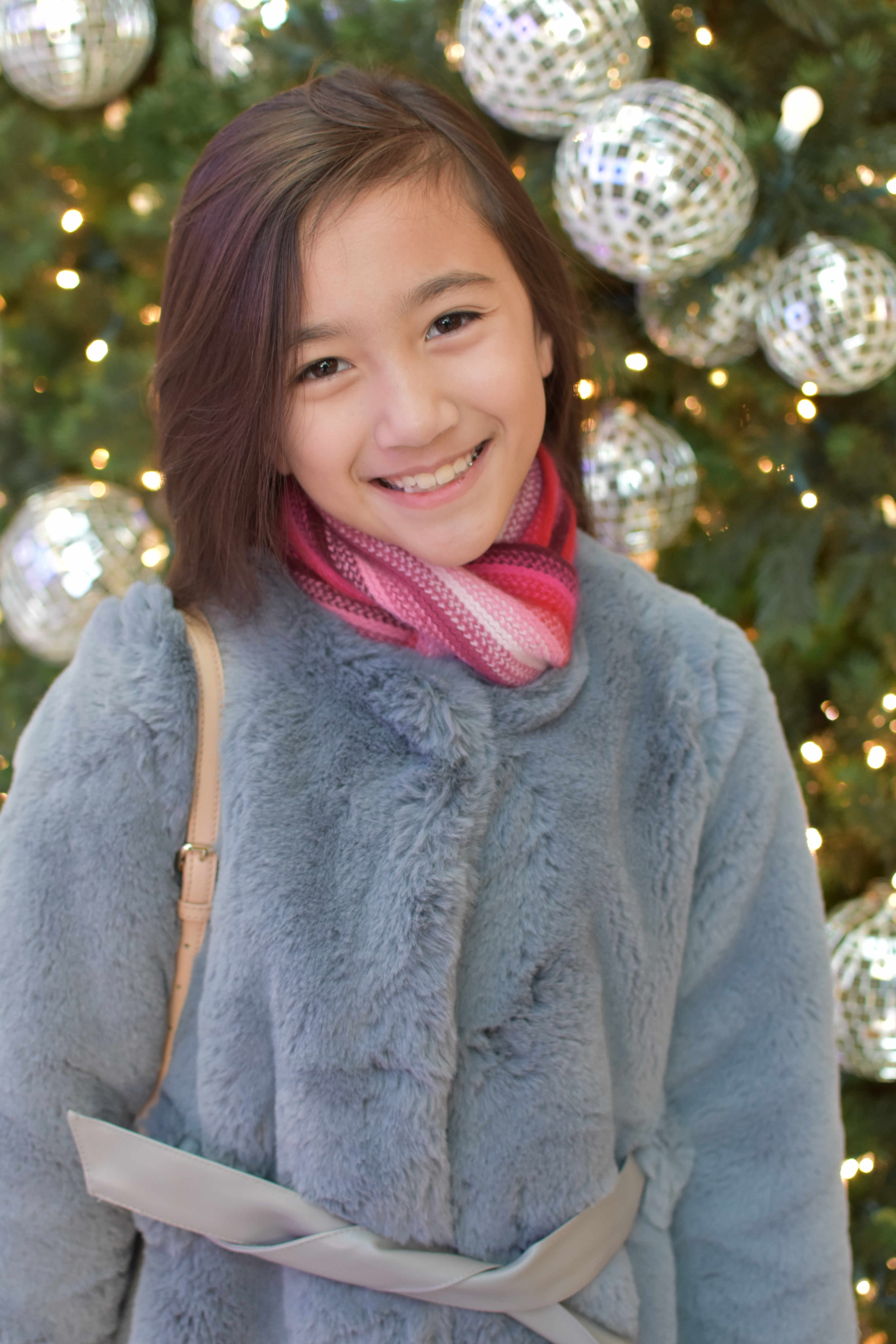 This image has an empty alt attribute; its file name is fkn_0042.jpg